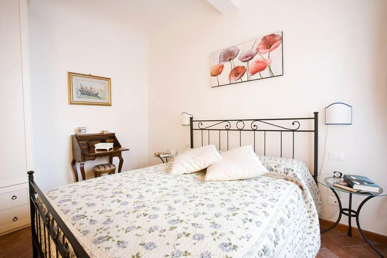 Ellen'S Cozy Apartment Флоренция Экстерьер фото